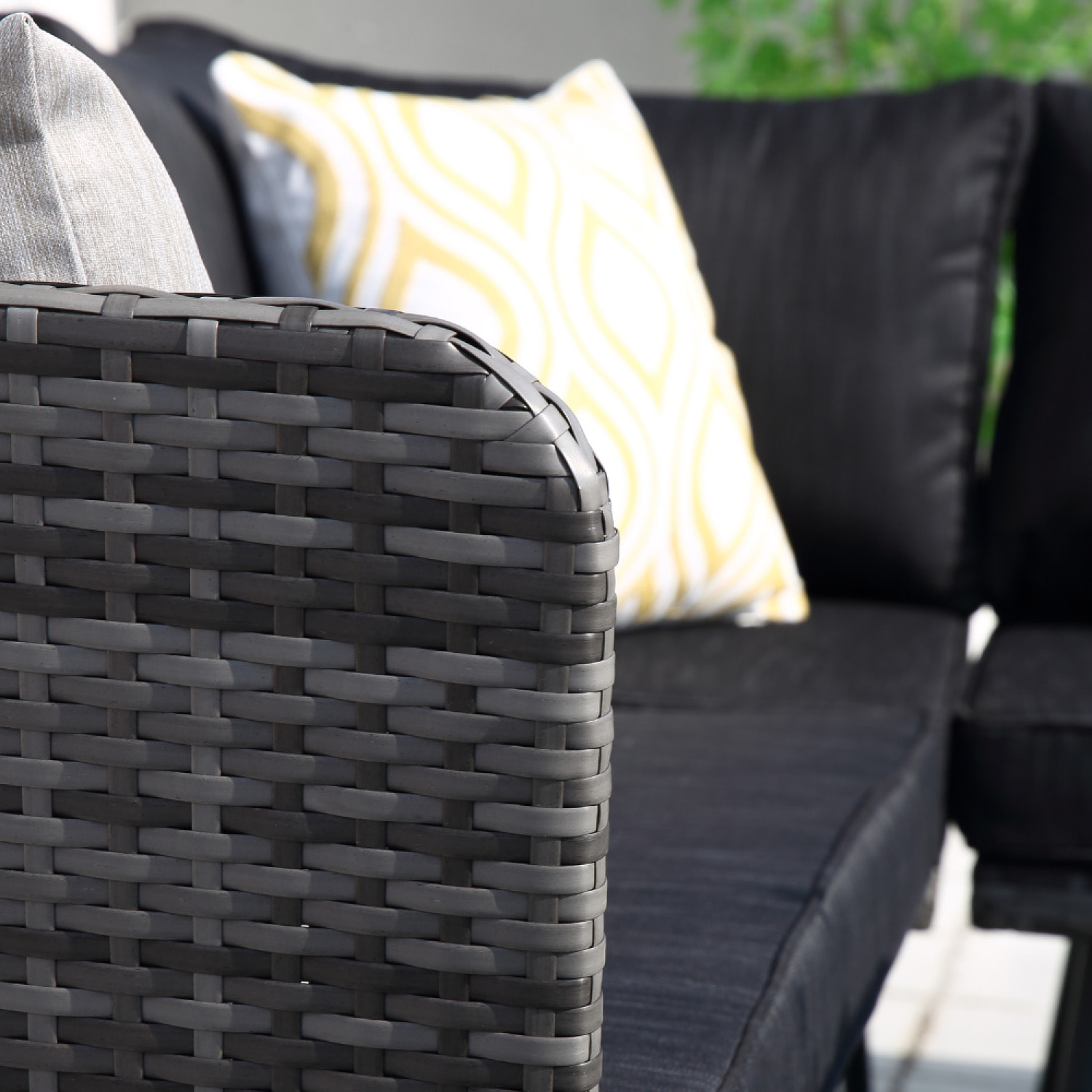GULO - salon de jardin 9 places résine tressée anthracite