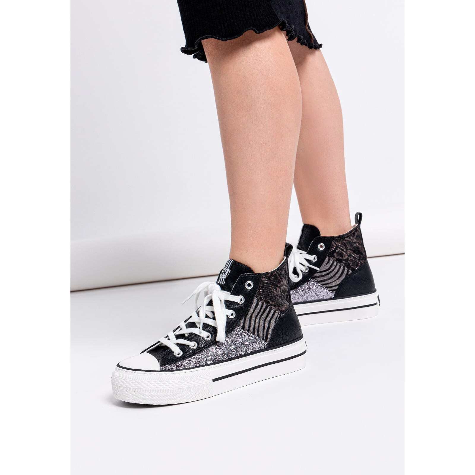 Zapatillas Altas de Plataforma con Estampado de Cebra Negro