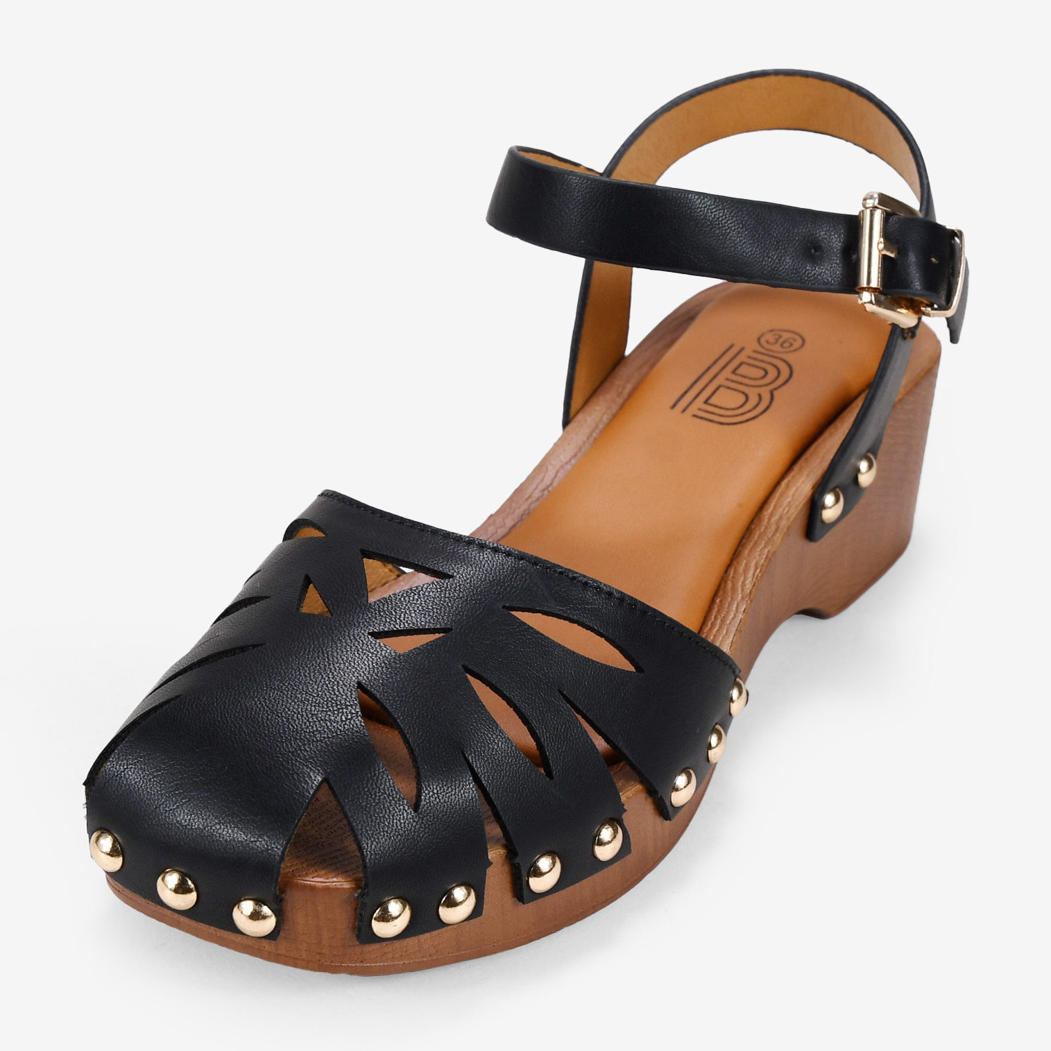 Sandalias negras con suela de madera