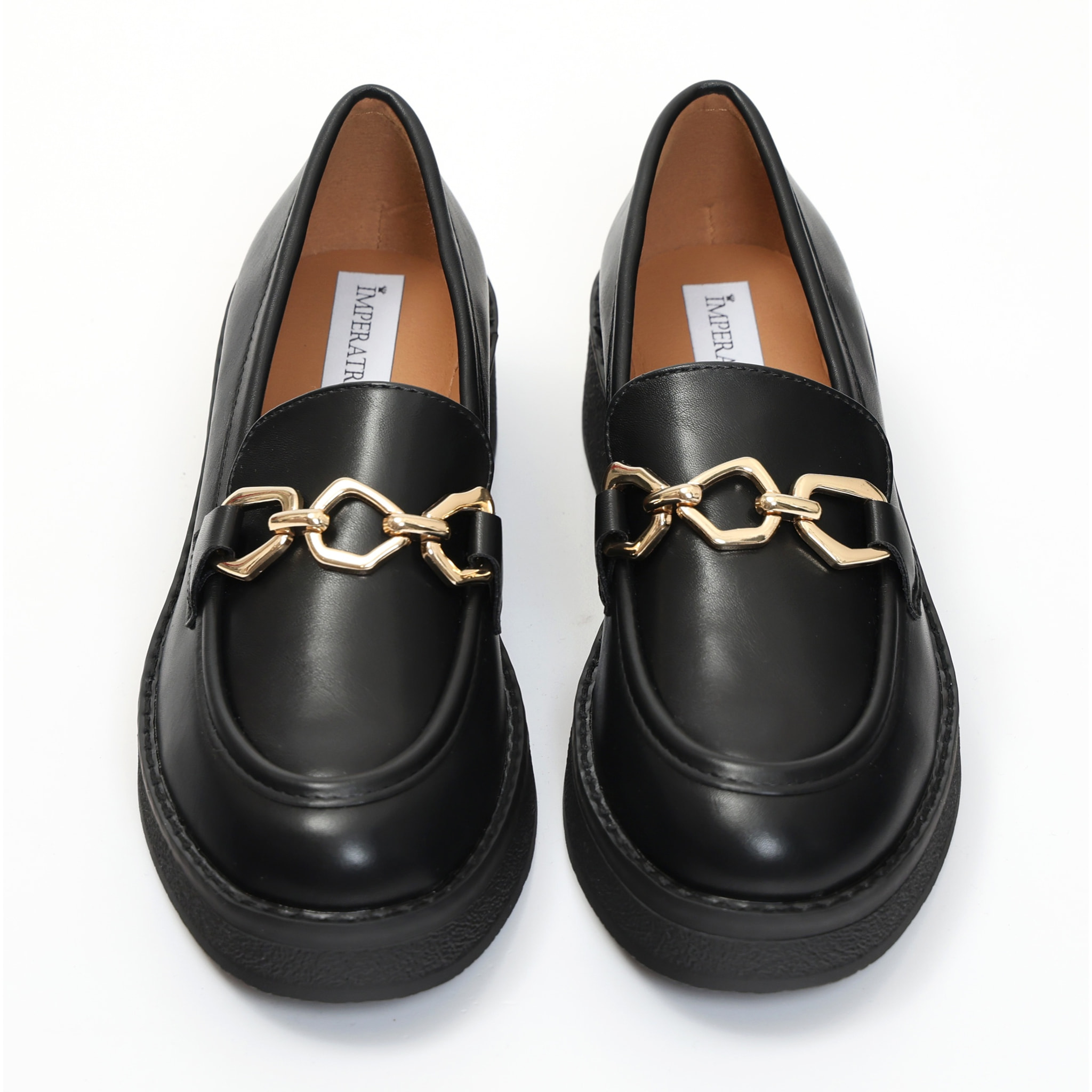 Mocassini in simil pelle con applicazione color oro