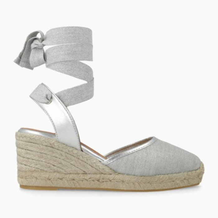 ALPARGATAS PLATEADAS CORELI
