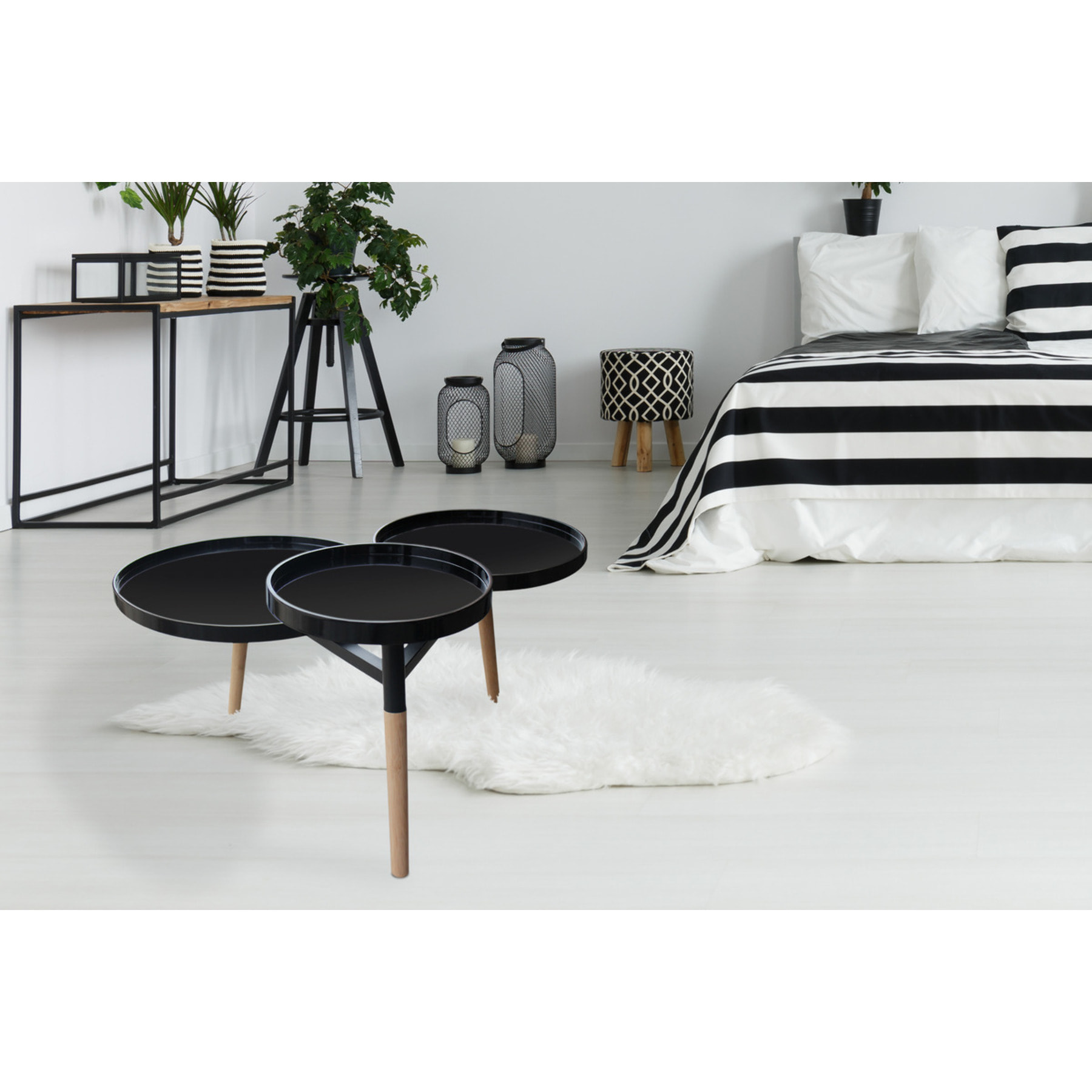 Tavolino di design Butler a 3 ripiani nero e bambù