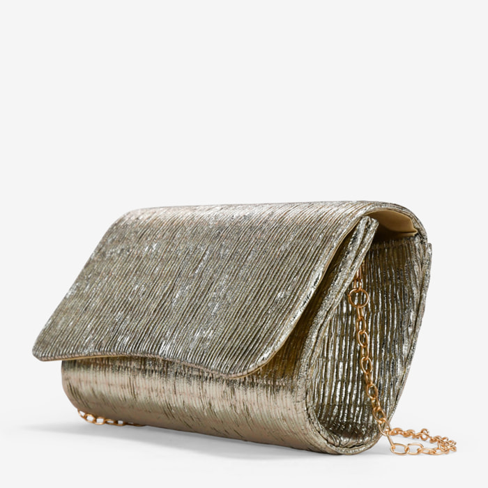 Bolso de fiesta dorado con solapa plisada