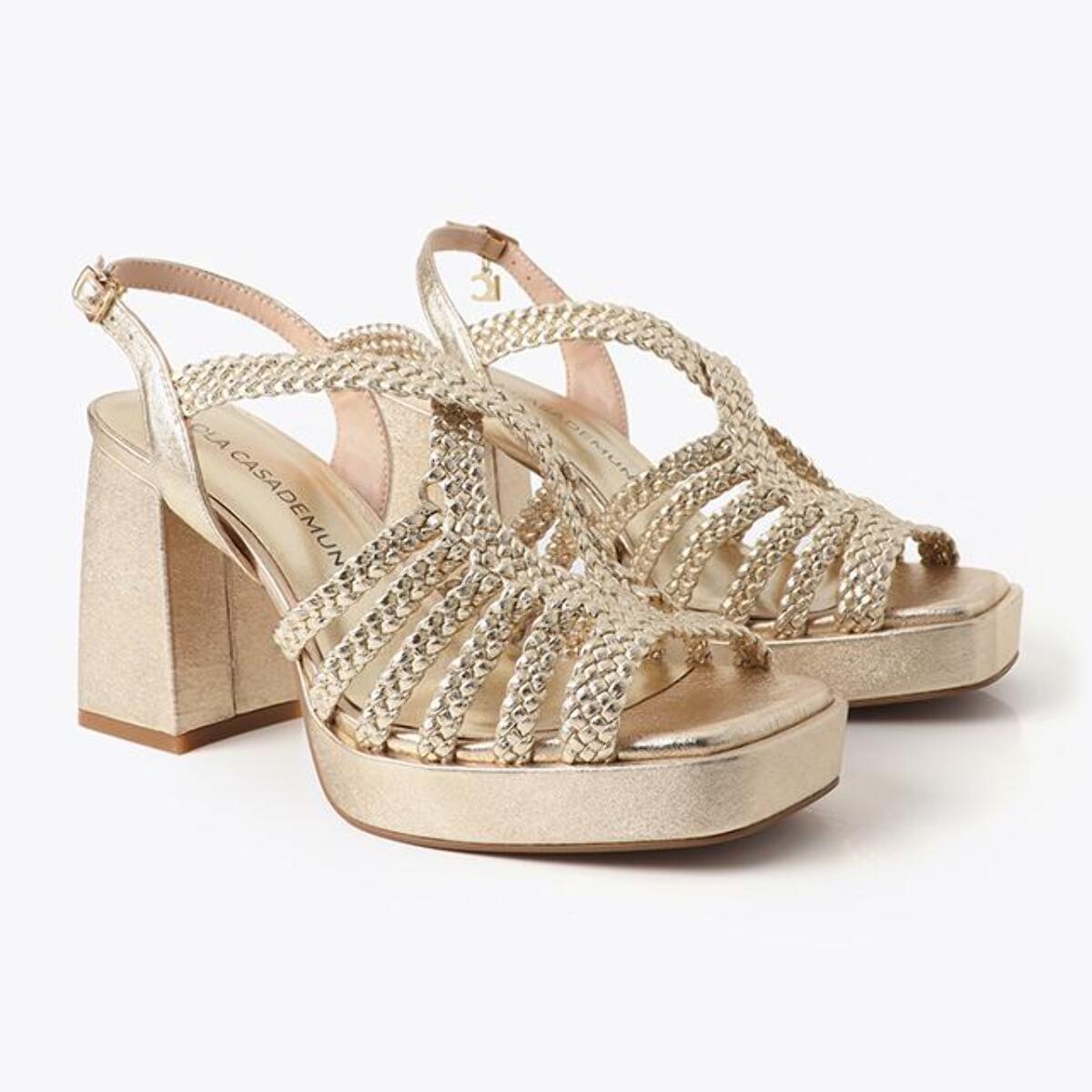 Sandalo con tacco metallizzato e cinturini intrecciati