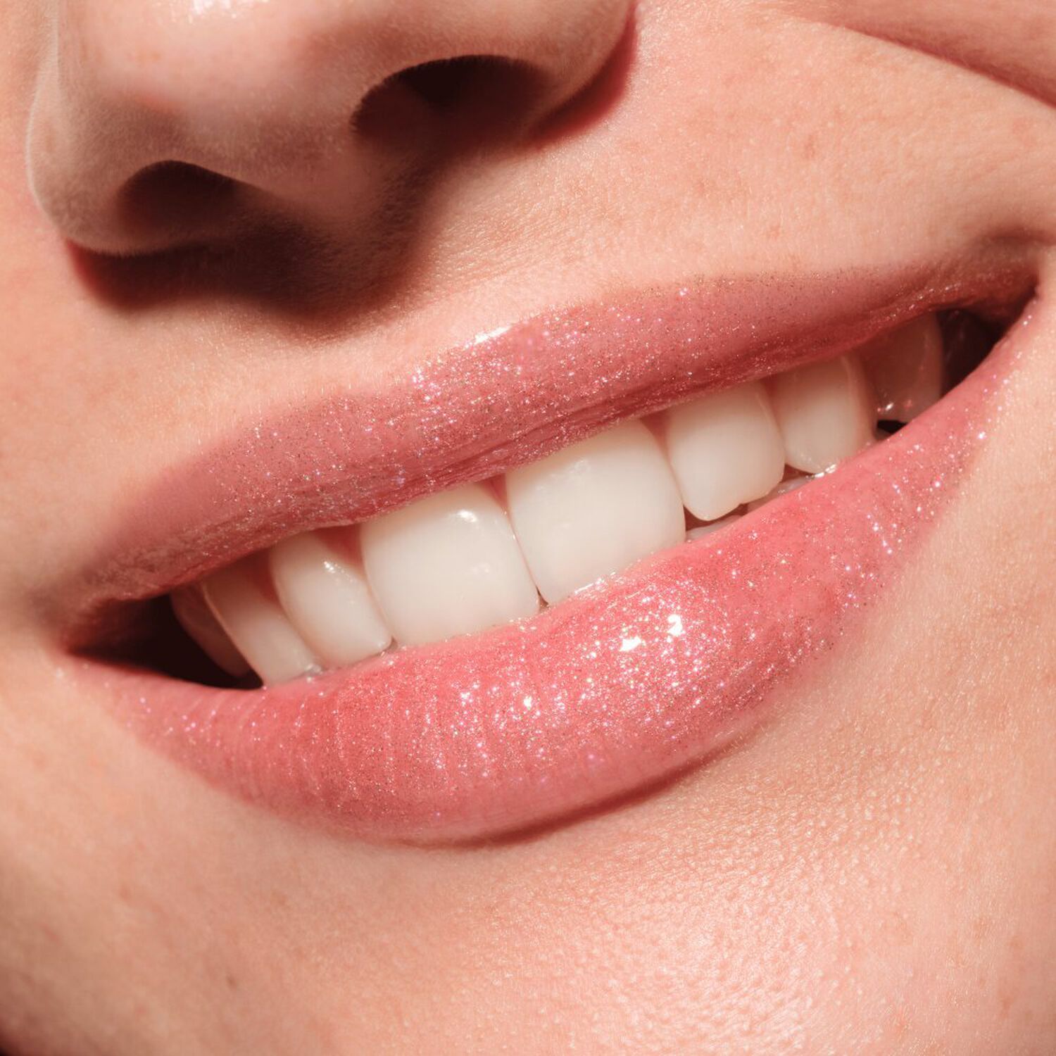 Diamond Glaze Lip Gloss - Gloss à Lèvres Brillant et Scintillant