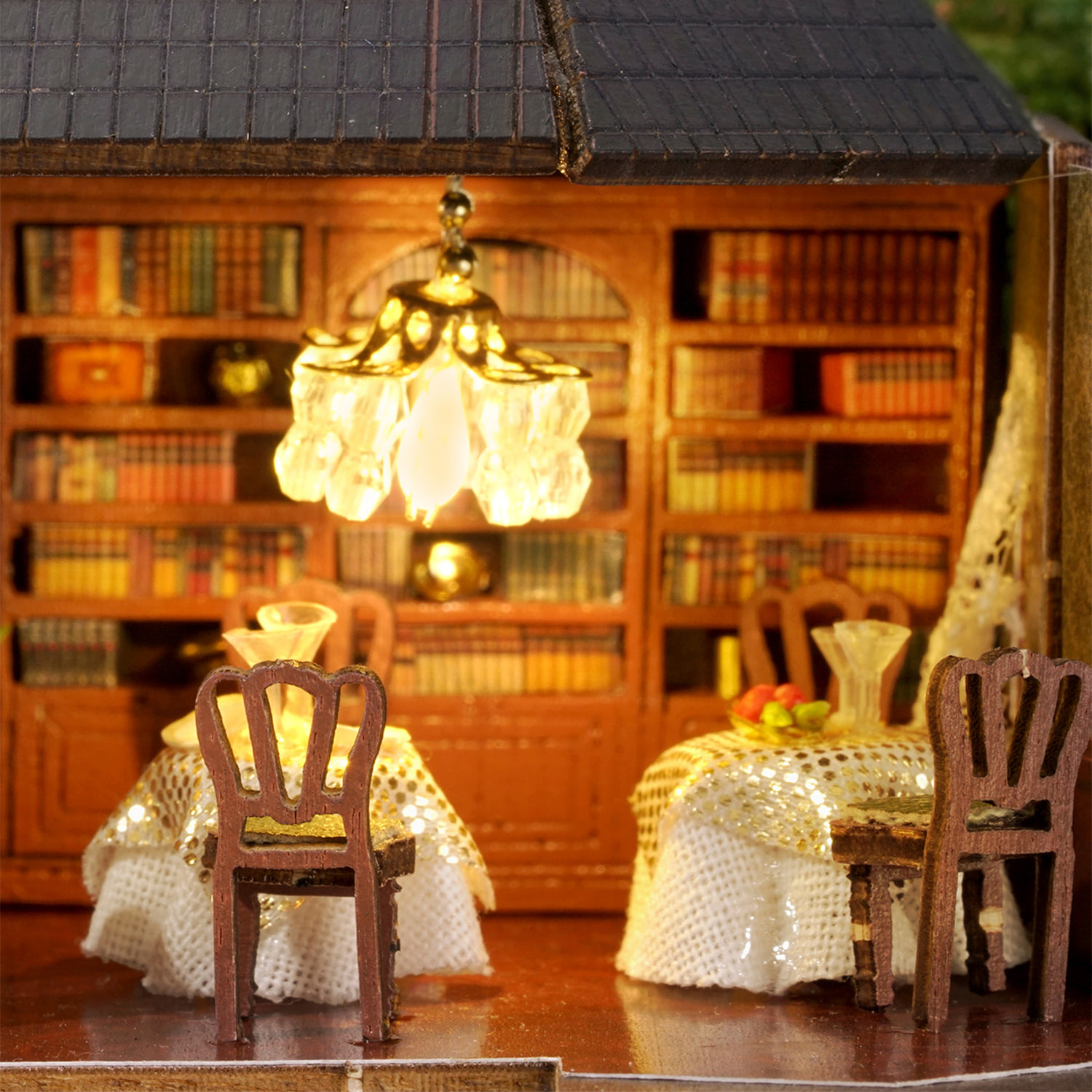 Restaurante Garden. Maqueta 3D con diseño de panel de puerta abierta, realista con gran detalle y luces led.