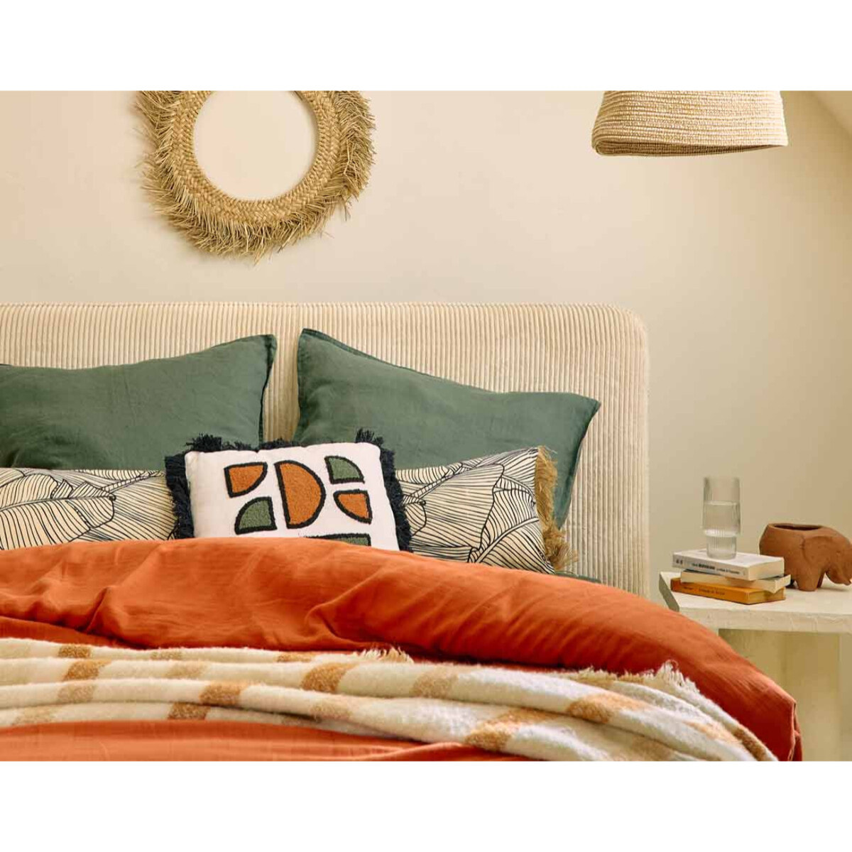 Goyave - lit coffre - 160x200 - en velours côtelé - sommier inclus - Beige