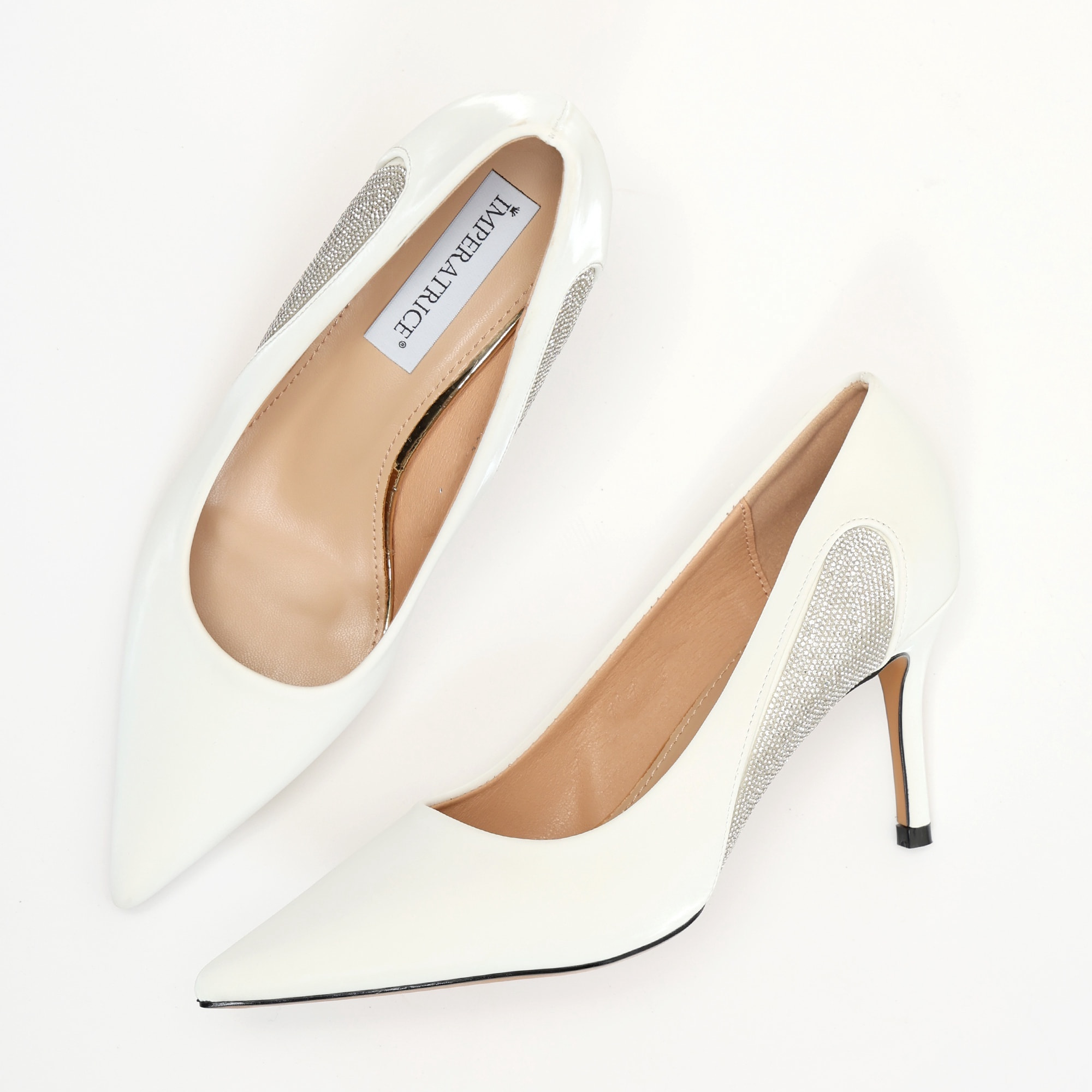 Dècolletè pumps in simil pelle verniciata con strass laterali