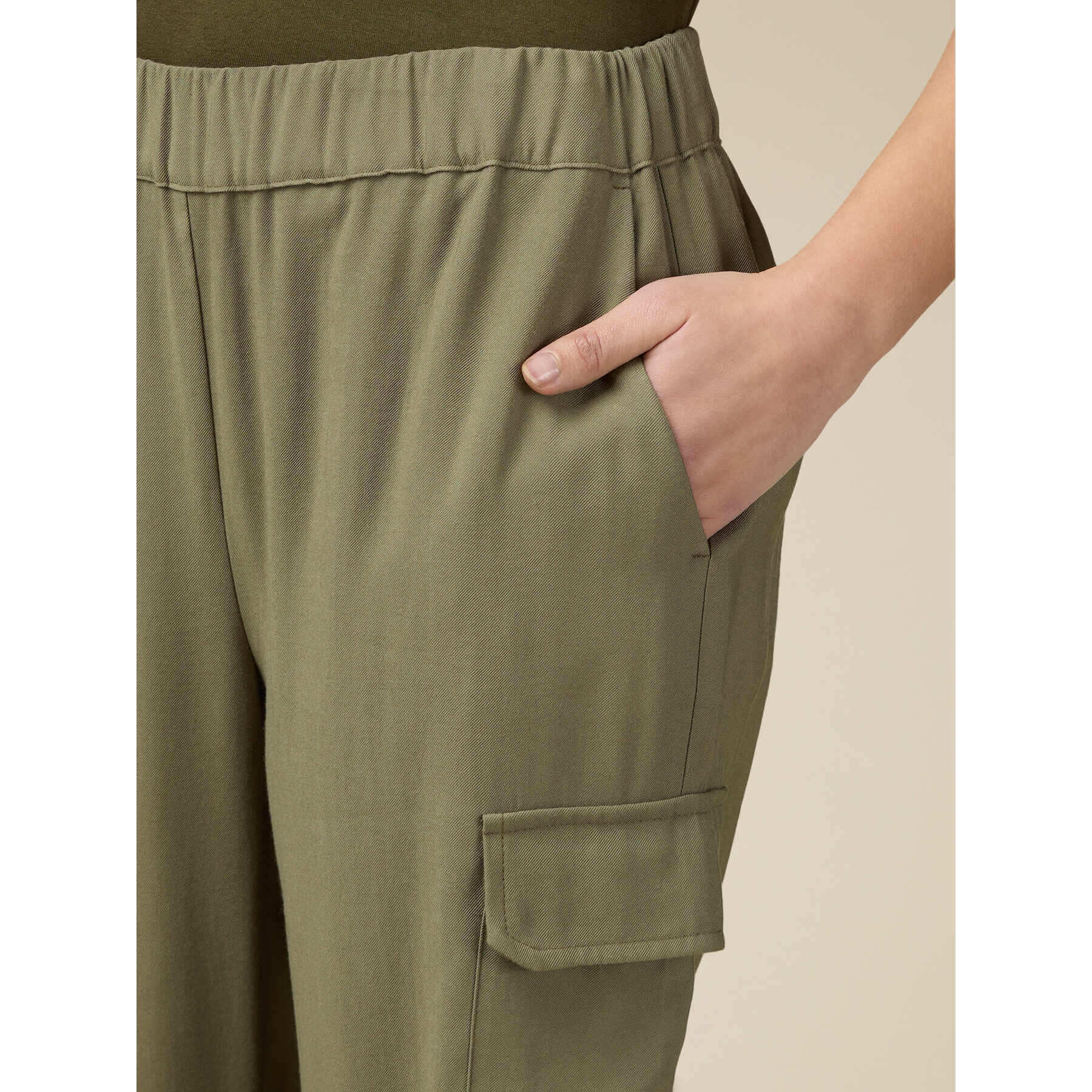 Oltre - Joggers cargo in viscosa stretch - Verde