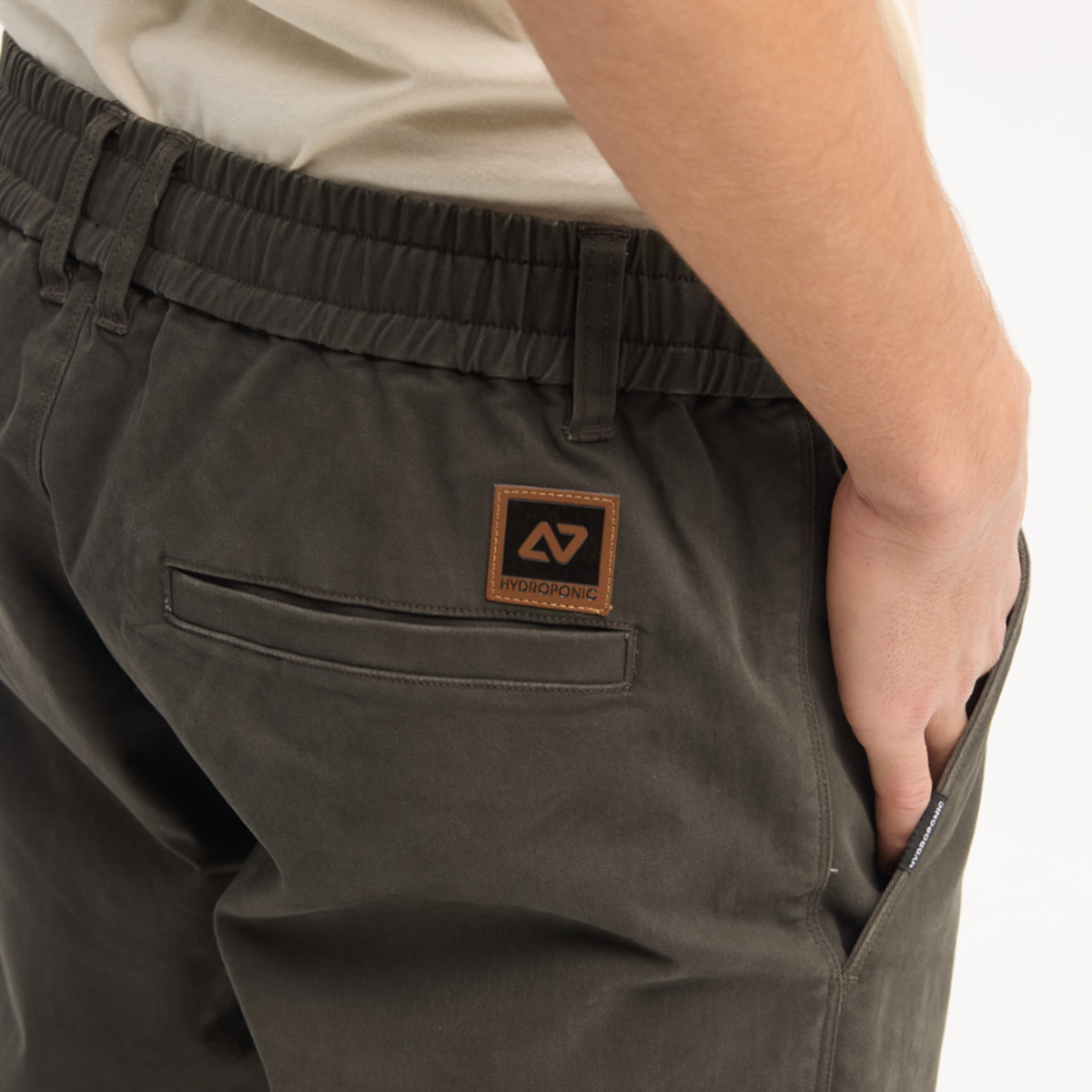 Pantalón chino elástico Hydroponic
