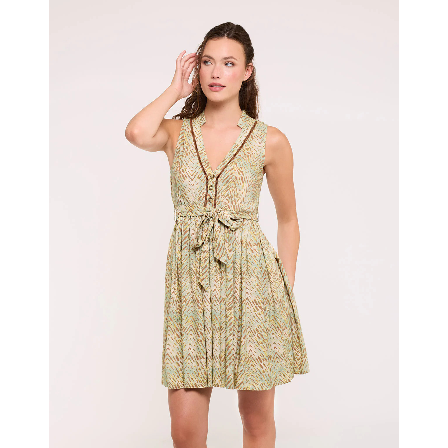 Vestido Corto con Lazo Caqui - Biera