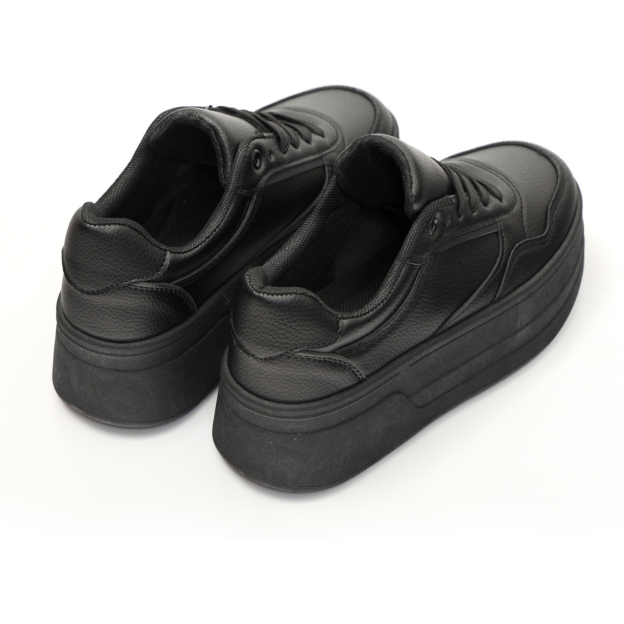 Sneakers in simil pelle platform