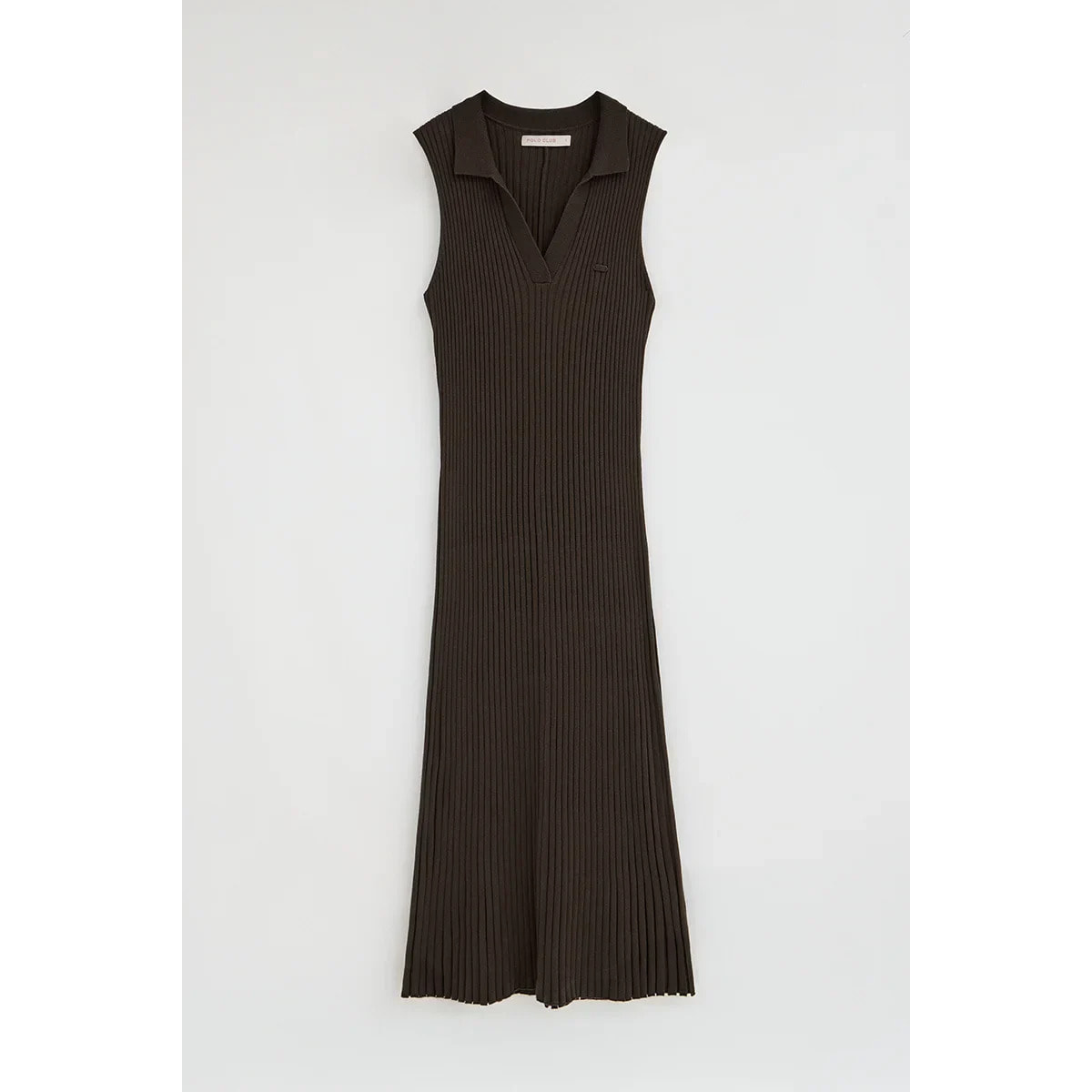 Vestido plisado color chocolate oscuro sin mangas con logo Polo Club