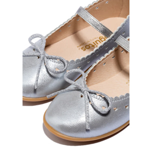 Ballerina con il nastro d'