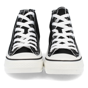 Zapatilla Estilo Bamba con Cordones