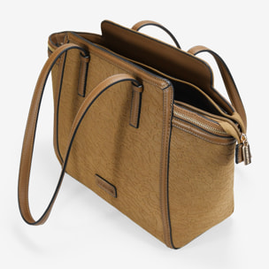 Bolso de hombro marrón con estampado y cremalleras