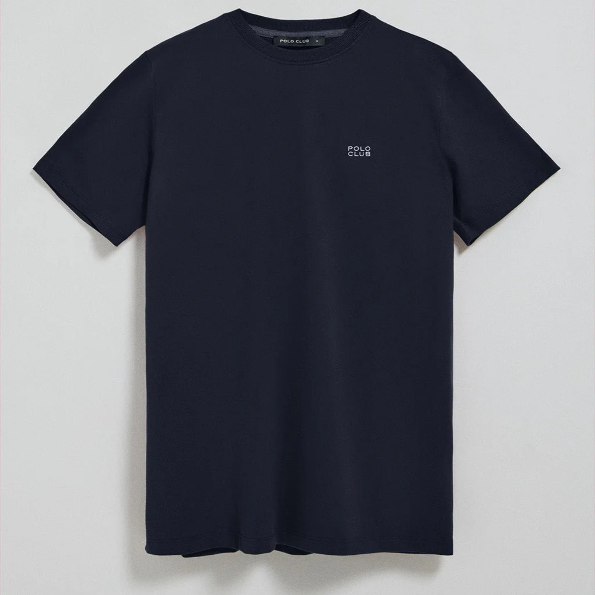 Camiseta azul marino básica de cuello redondo con detalle bordado