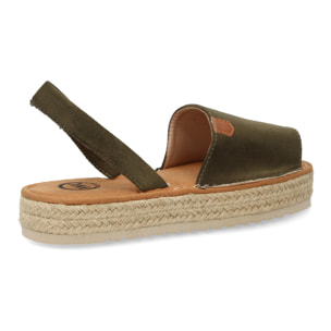 Sandalias estilo menorquina con plataforma