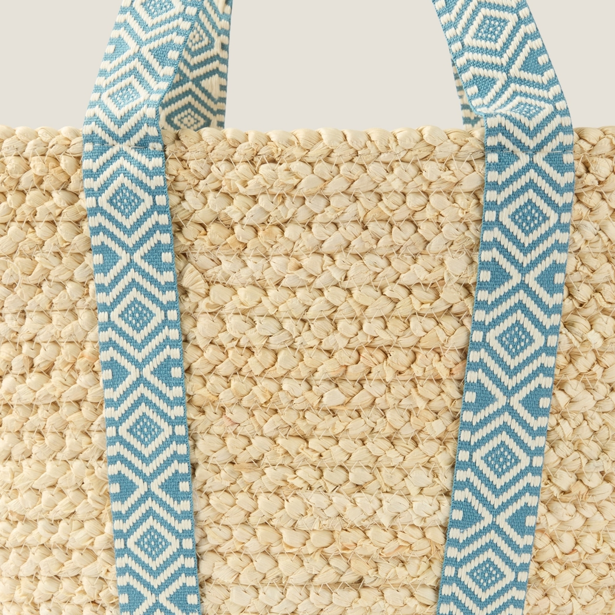 Capazo playa mimbre natural Lola color azul claro