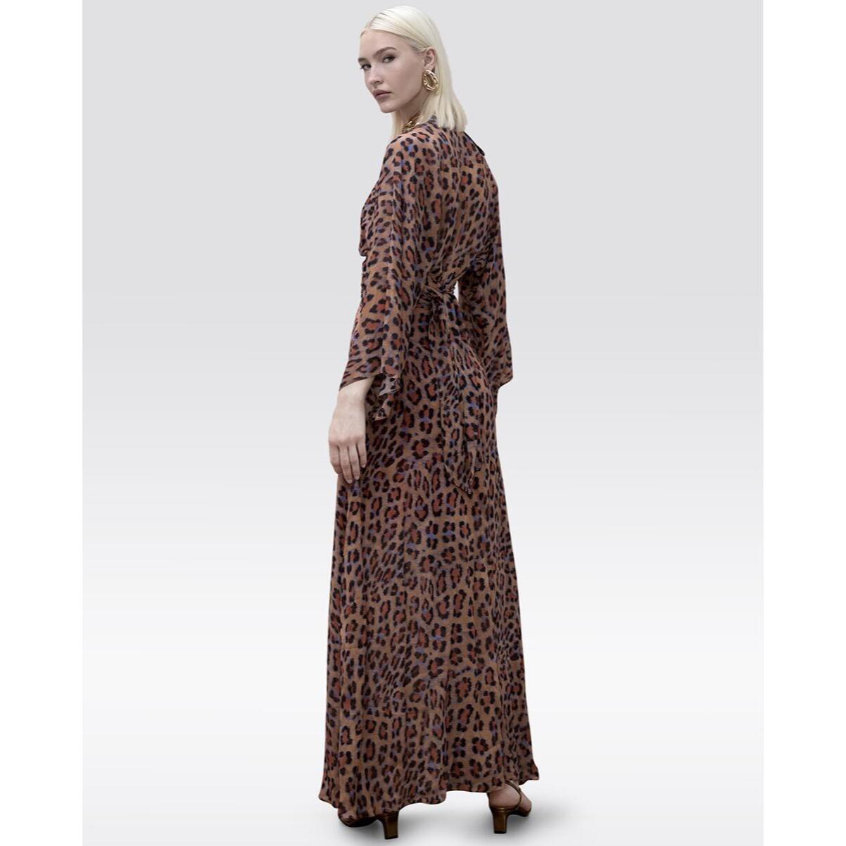 Abito lungo con stampa animalier