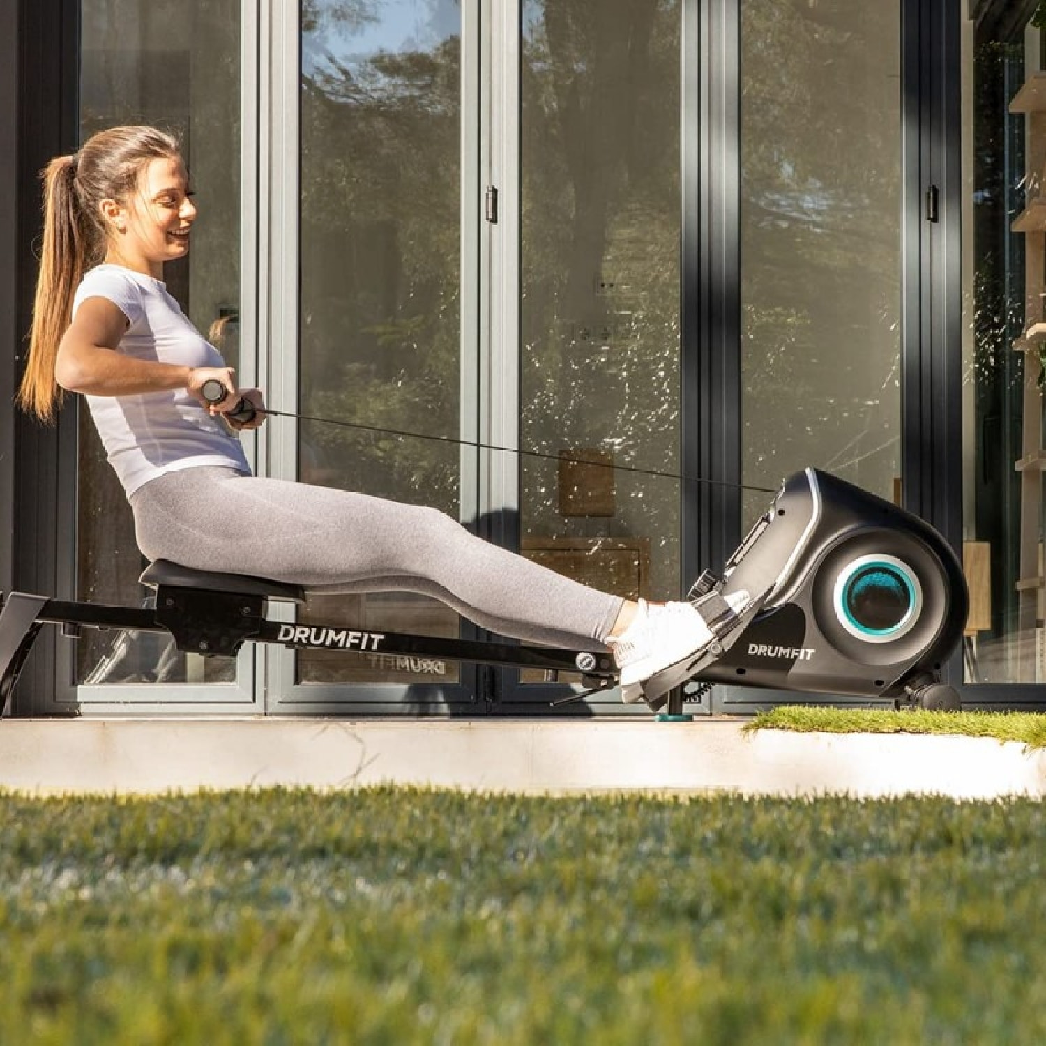 Rameur pliable Cecotec DrumFit Rower 7000 Regatta X. Système de résistance magné