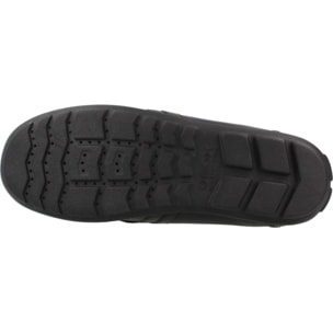 Colegiales Niño de la marca GEOX  modelo J746CC 00043 NEGRO