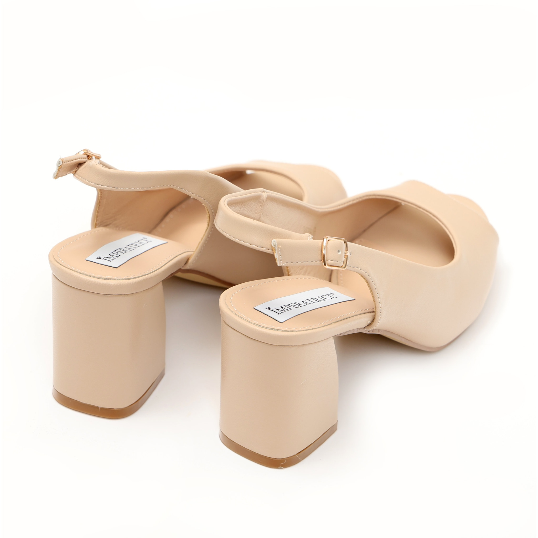 Sandali in simil pelle con tacco comodo quadrato