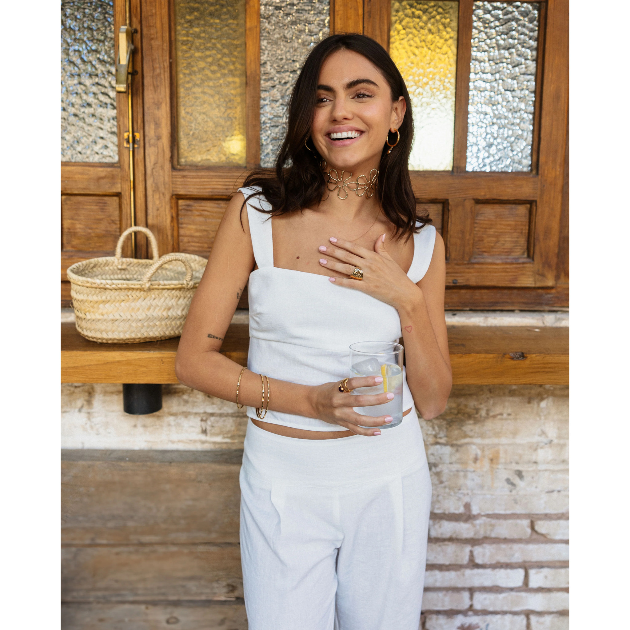 Top de mujer ceñido de tirantes