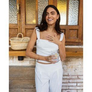 Top de mujer ceñido de tirantes