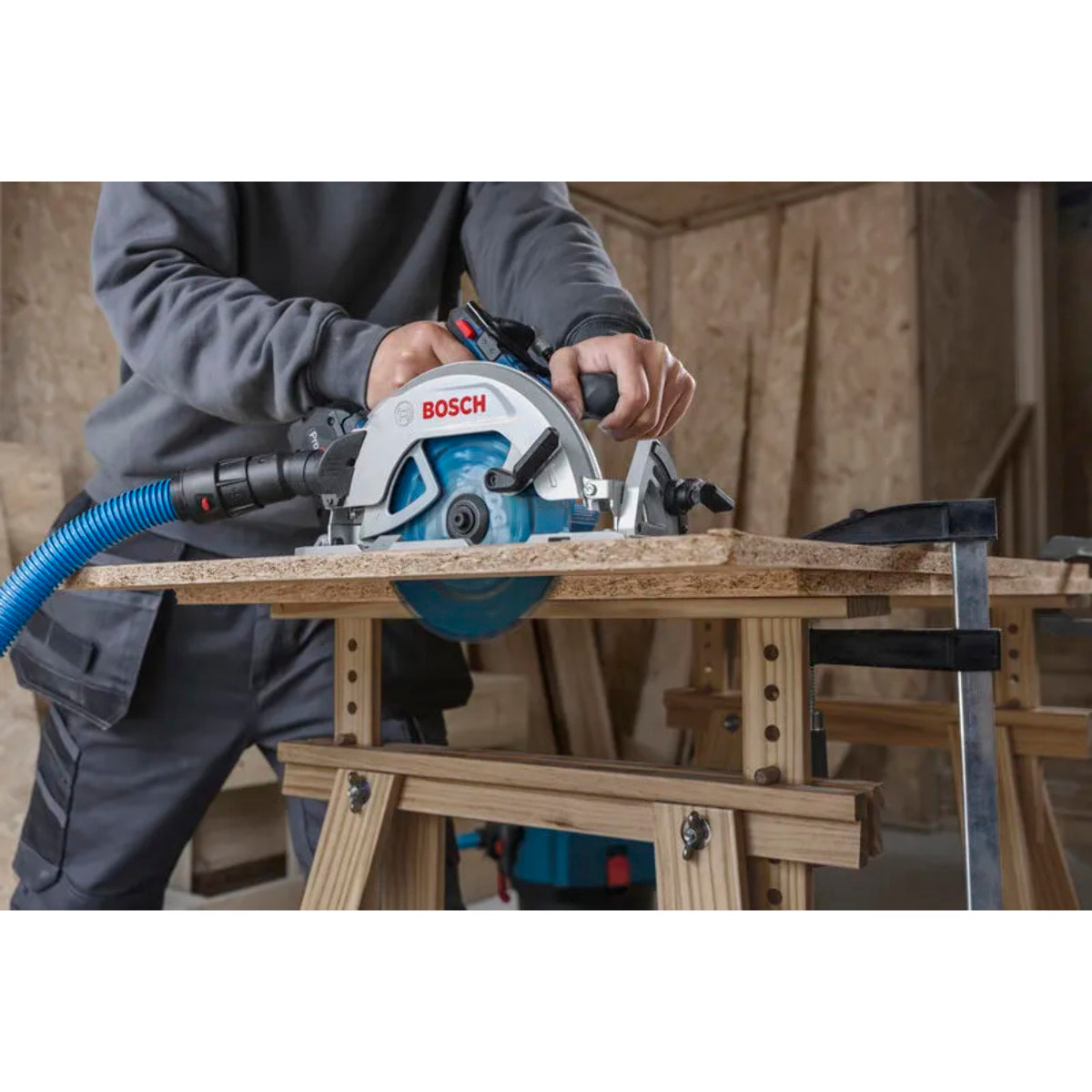 Scie circulaire 18V - PRO GKS 18V-68-2 - BOSCH - sans batterie , ni chargeur - L-BOXX - 06016D0001