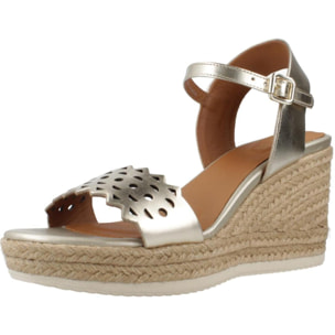 Sandalias Mujer de la marca GEOX  modelo D PONZA ORO