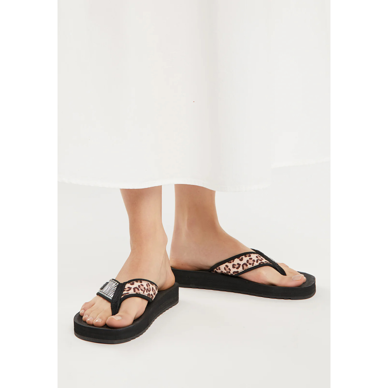 Chanclas Forest Neo Mujer Estampado Animal Color Negro