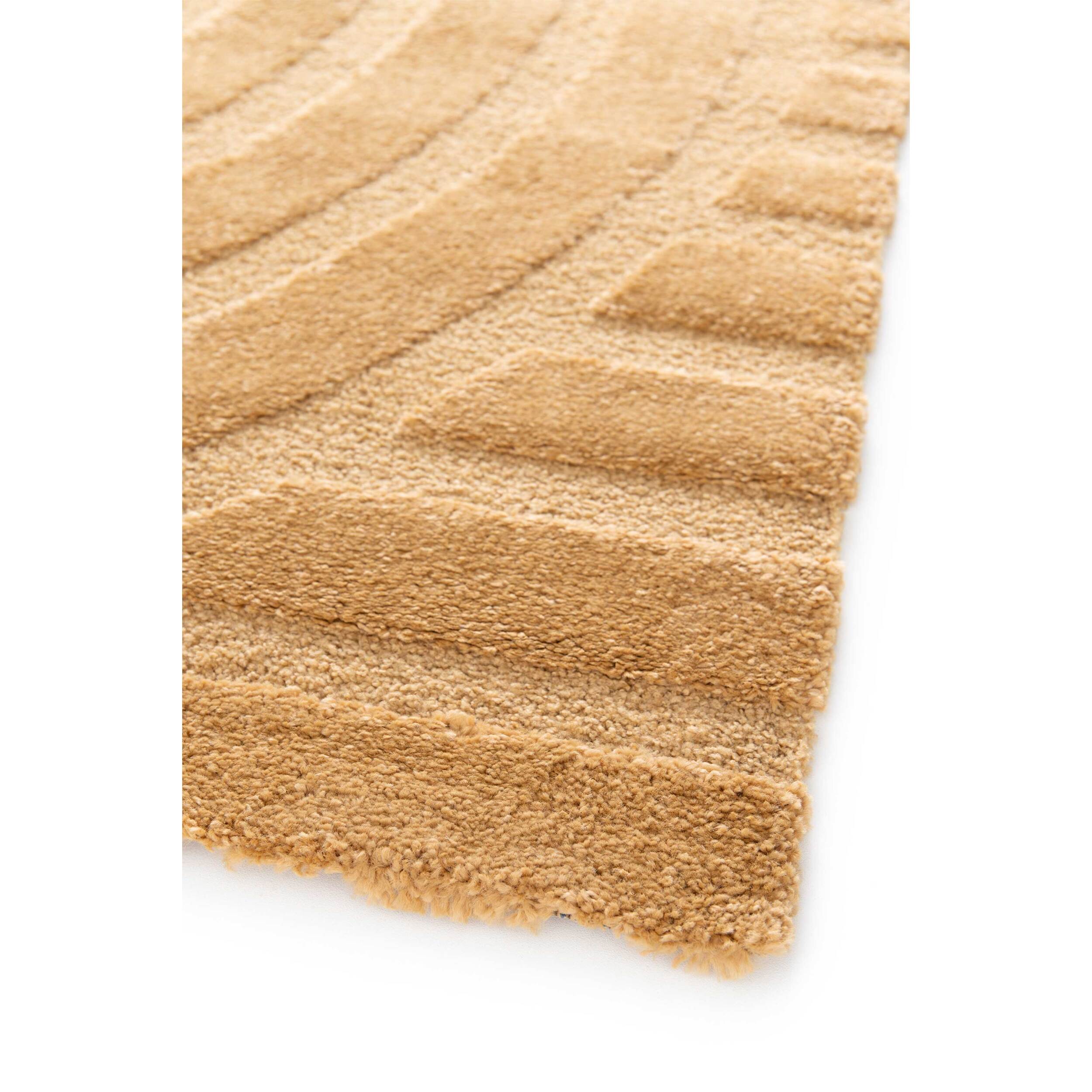 SNOWY Alfombra con relieve de estilo escandinavo en mostaza, varias medidas disponibles.