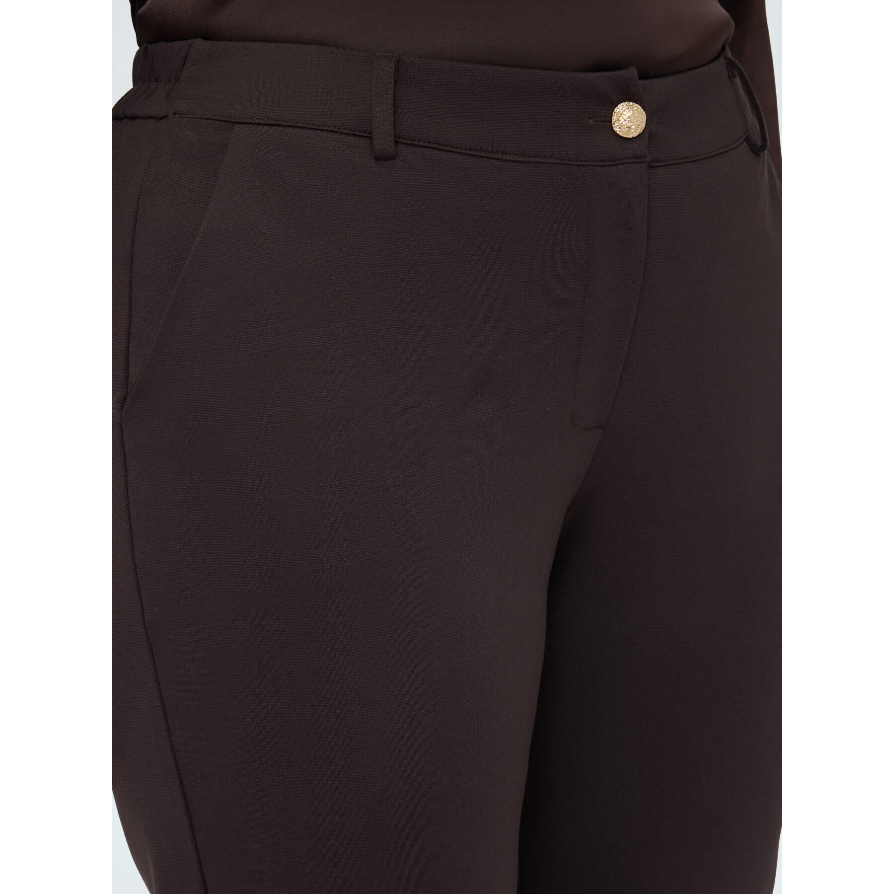 Fiorella Rubino - Pantalones Carrot Fit en Punto Milano - Marrón