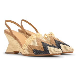 Alpargata destalonada Johana cuña geométrica en rafia natural bordada