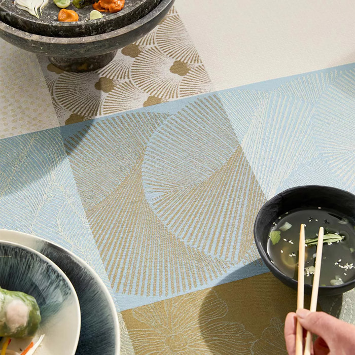 Nappe pur coton enduit motif jacquard bleu beige Mille zen ecume