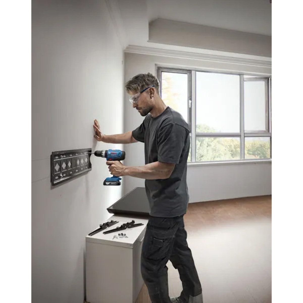 Perceuses-visseuses à percussion sans-fil PRO GSB 18V-25 - BOSCH - avec 2 batteries 2Ah - chargeur - L-Boxx - 06019K9302