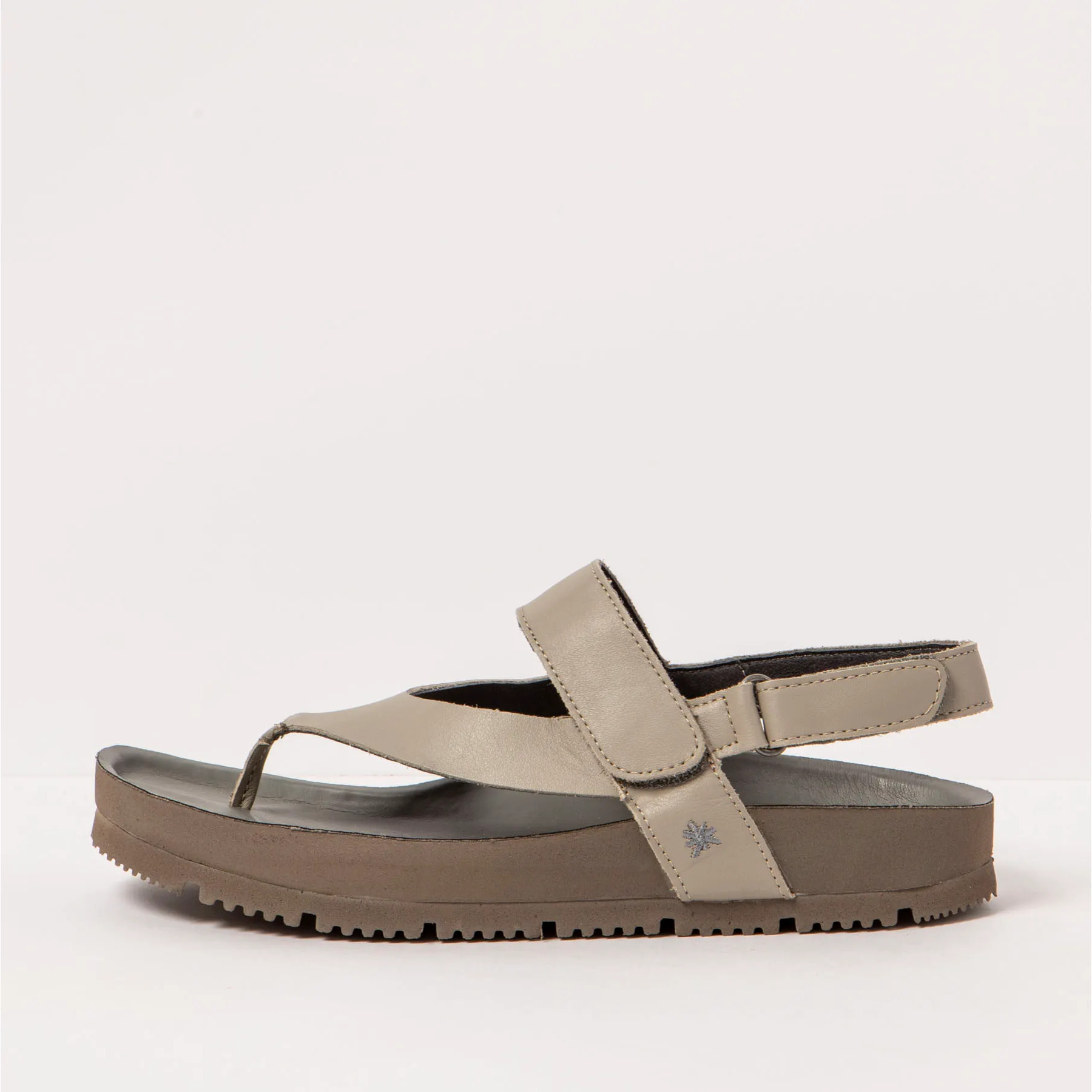 Sandalias 1625 NAPPA SESAME/BURDEOS color Sesame