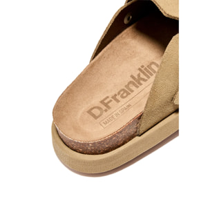 Zuecos Unisex Cierre Hebilla en Arena Vibe Clog