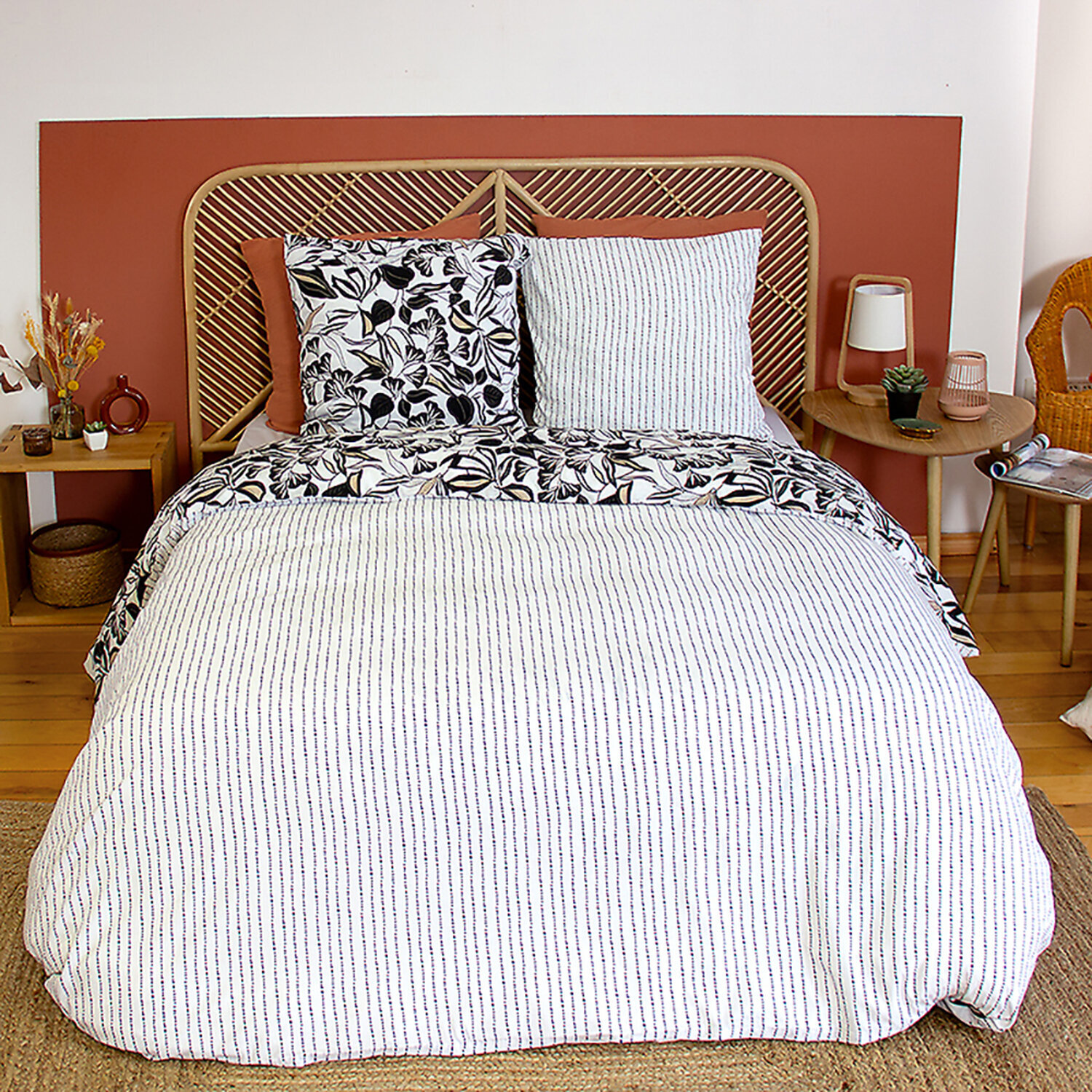 Parure housse de couette en microfibre motif feuillage - blanc et noir