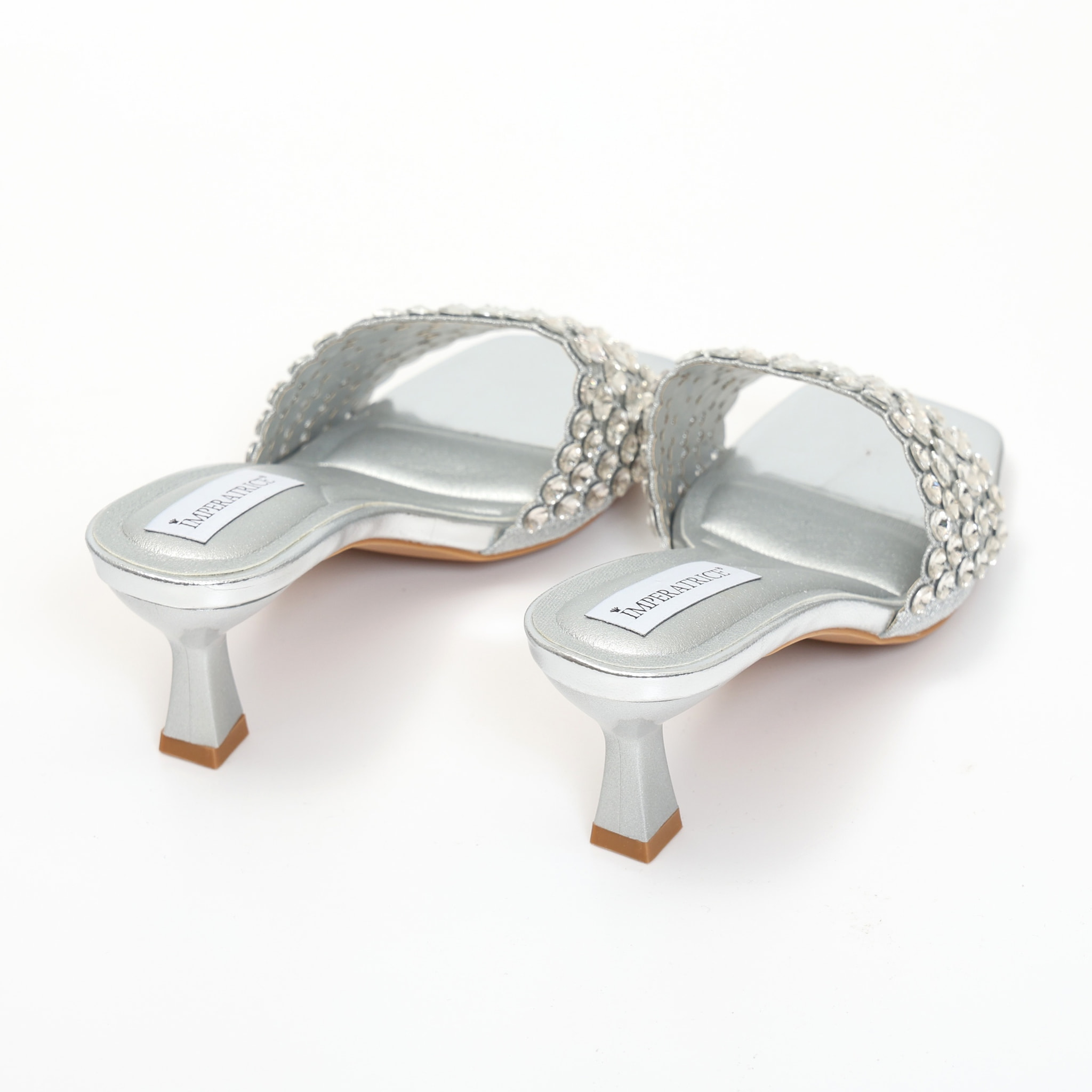 Sandali in simil pelle con tacco a rocchetto e fascia gioiello