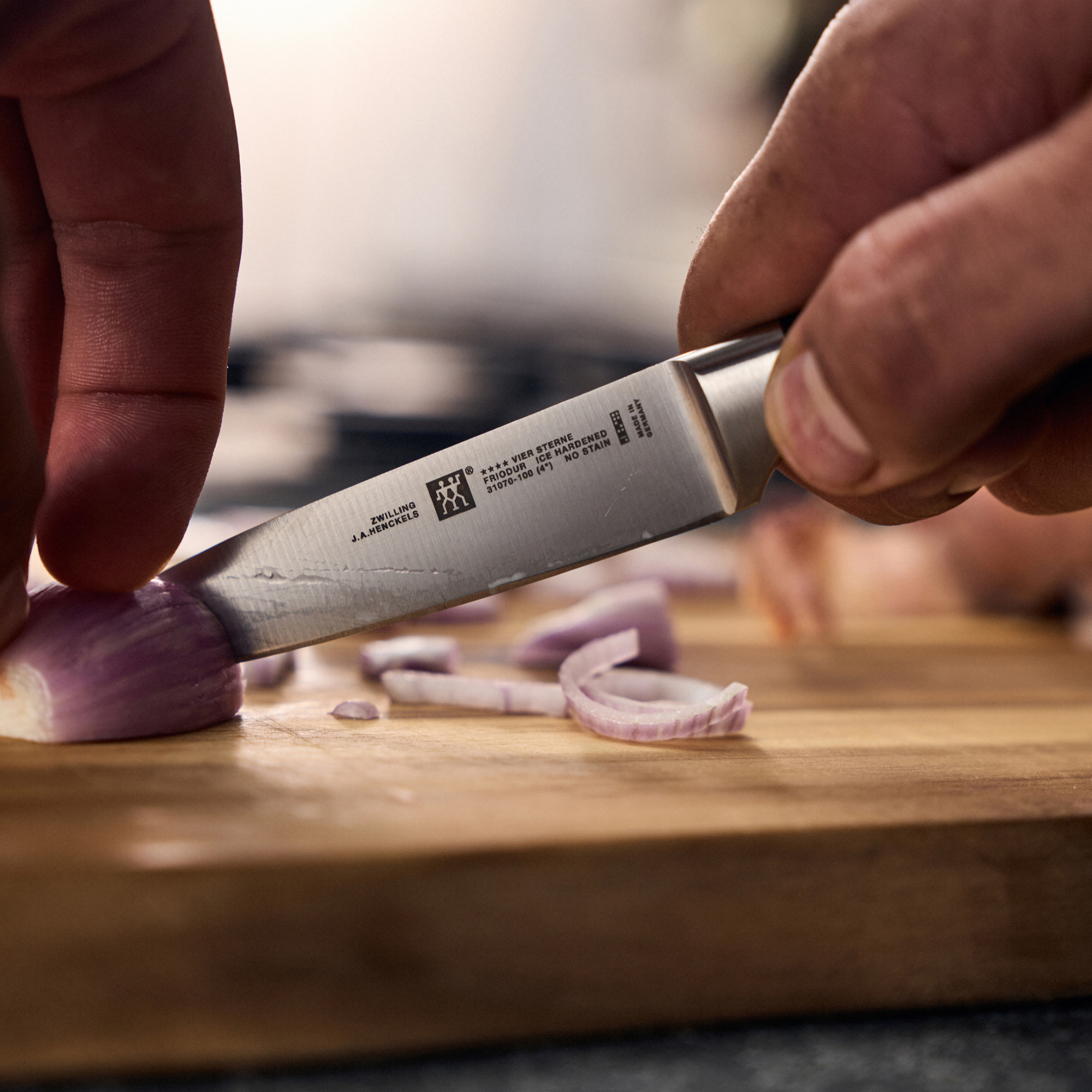 Couteau à larder et garnir 10 cm