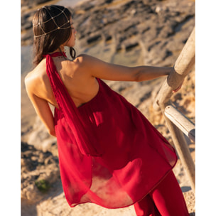 Mono largo con escote halter y camal ancho de mujer