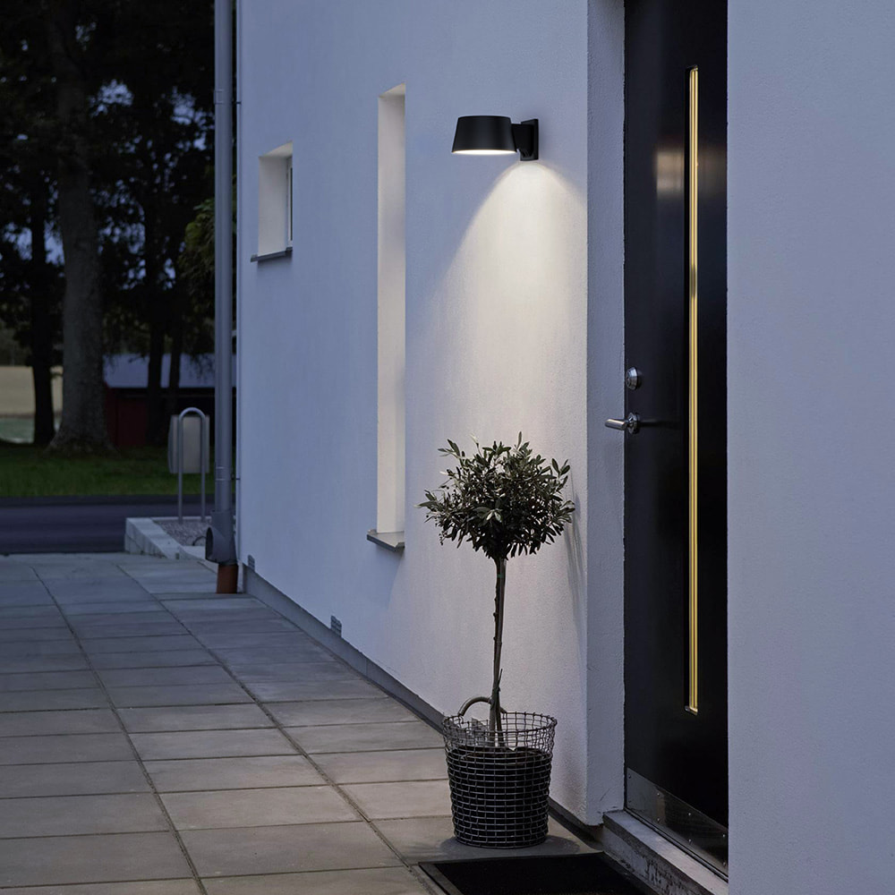 EZIlight® Solar Wall S28