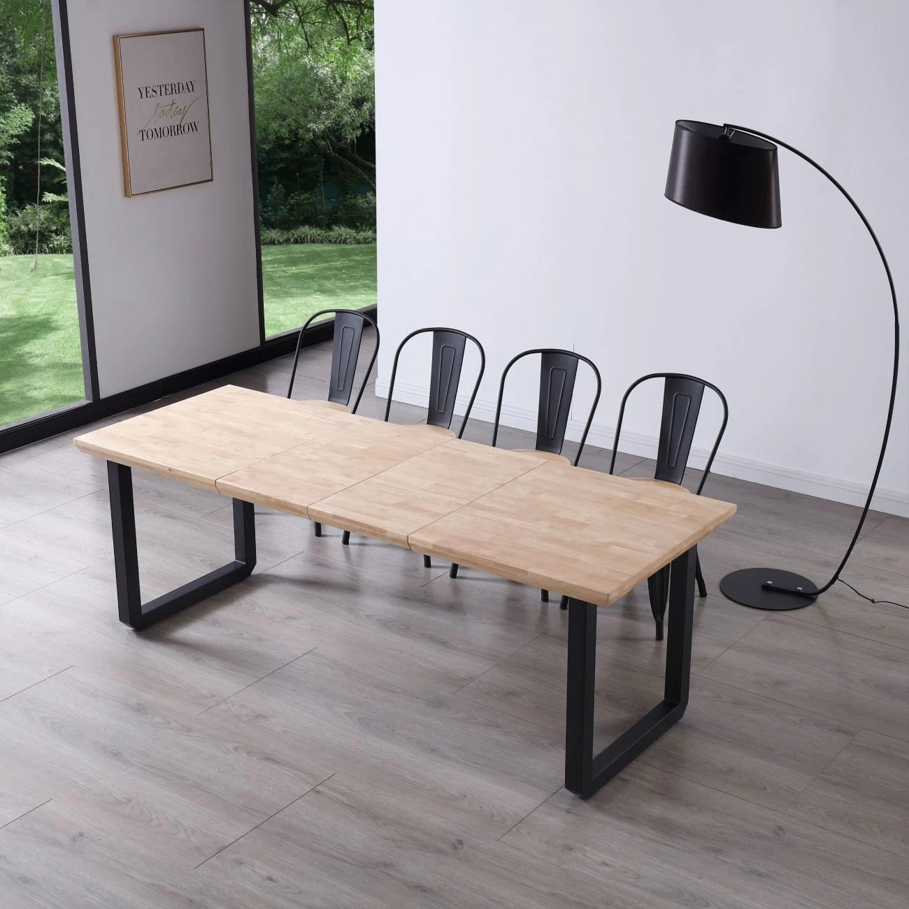 Mesa de comedor extensible con patas metálicas en negro y roble 140-220x80cm Roma Negro - Roble