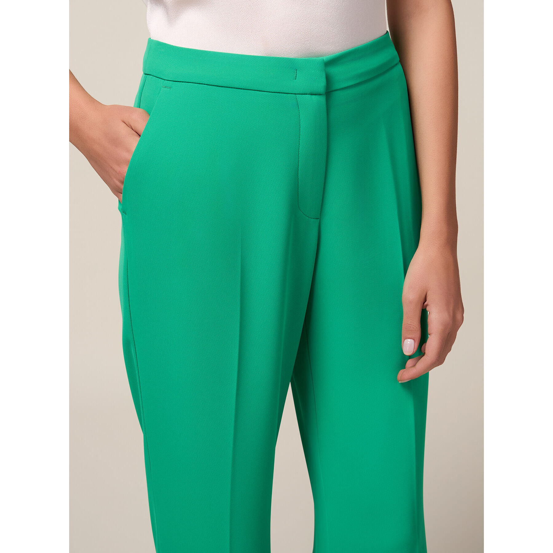 Oltre - Pantalones de pierna ancha en tejido fluido - Verde