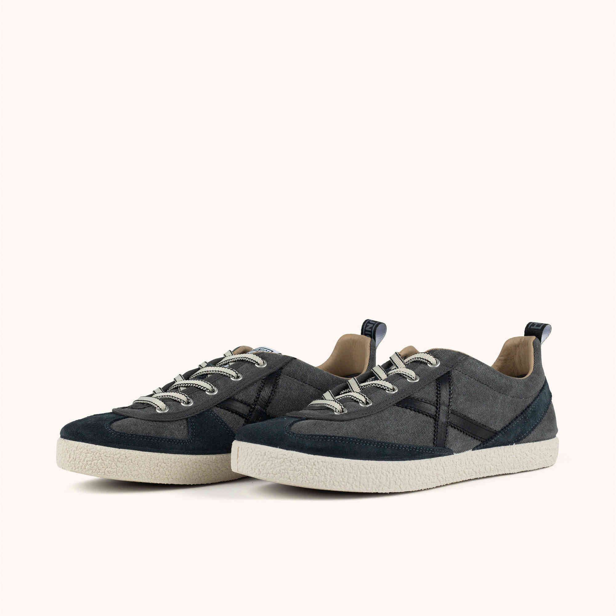 MUNICH VOLATA 112 Sneakers de Lona Estilo Urbano Antracita