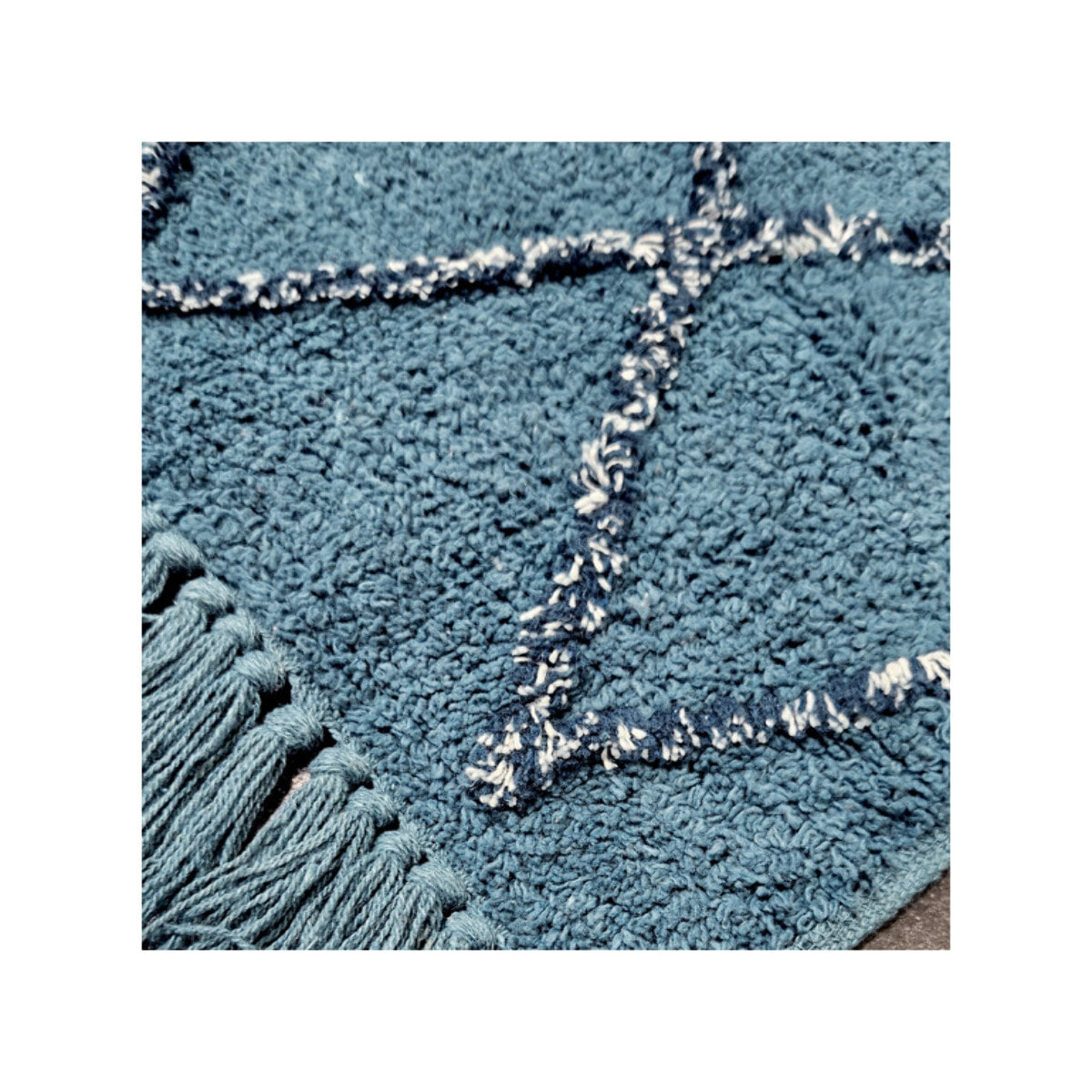 Tapis rectangulaire bleu style berbère avec franges - MOMBA