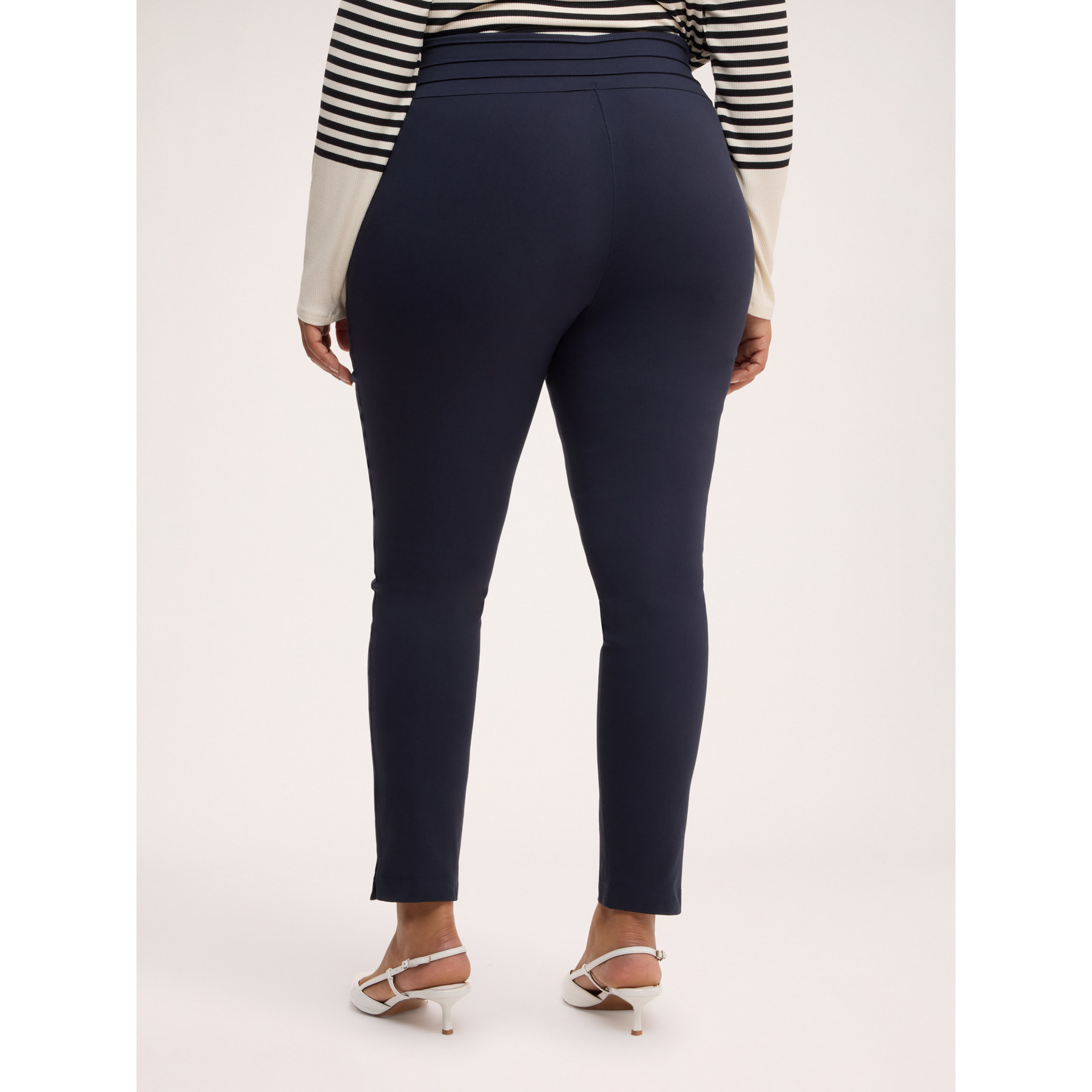 Fiorella Rubino - Jeggings con piega frontale e bottoni decorativi - Blu