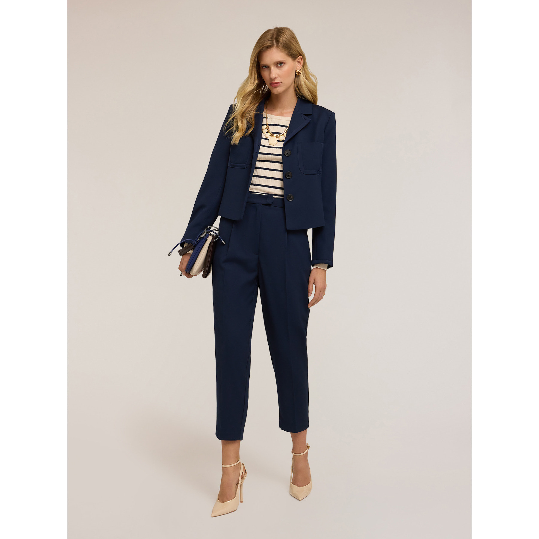 Motivi - Chaqueta corta con inserciones de raso - Azul